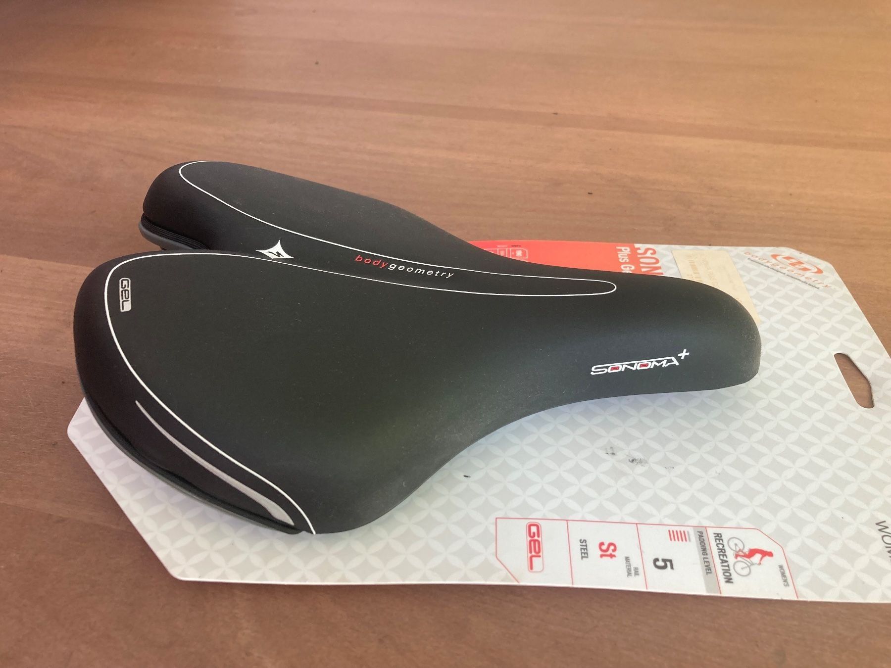 Specialized Ersatzteile: Velosattel Specialized Sonoma – Neu (gemäss Beschreibung) aus Thun von