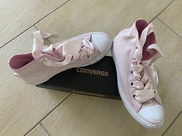 Chaussures femmes: Converse Sneakers – D'occasion à Minusio par Daisy145