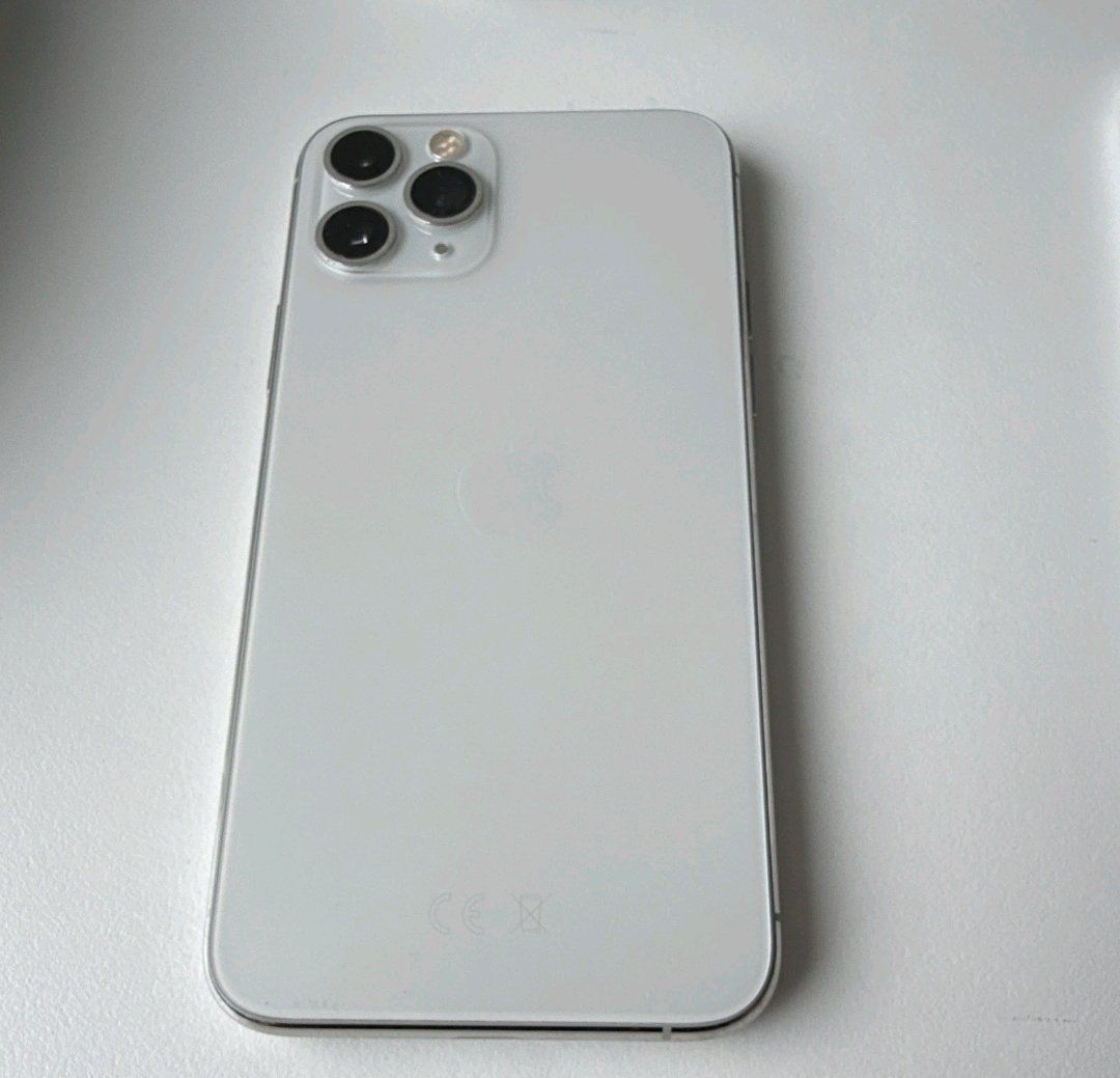 Apple Handys / Smartphones: iPhone 11 Pro (256GB) Akku 95% – Gebraucht aus Luzern von Waince786 1