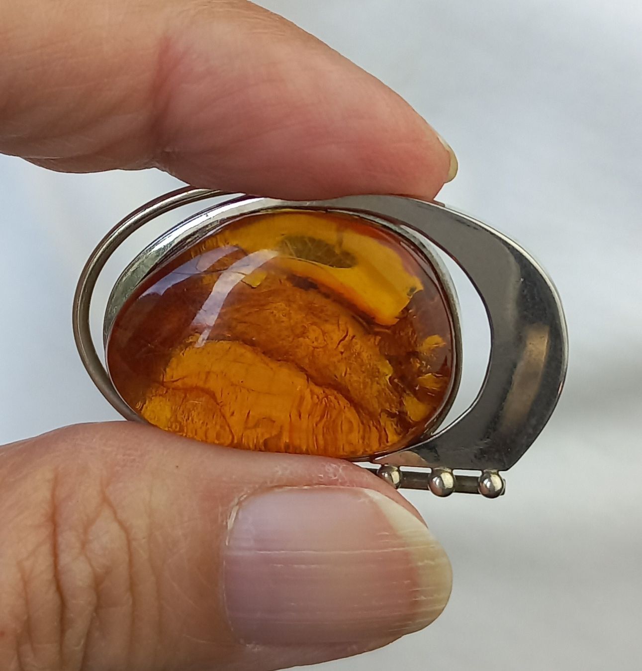Spille & Fermagli: Brosche Silber mit Bernstein  guter Zustand – Usato da Buchs AG venduto da Dzirul 7