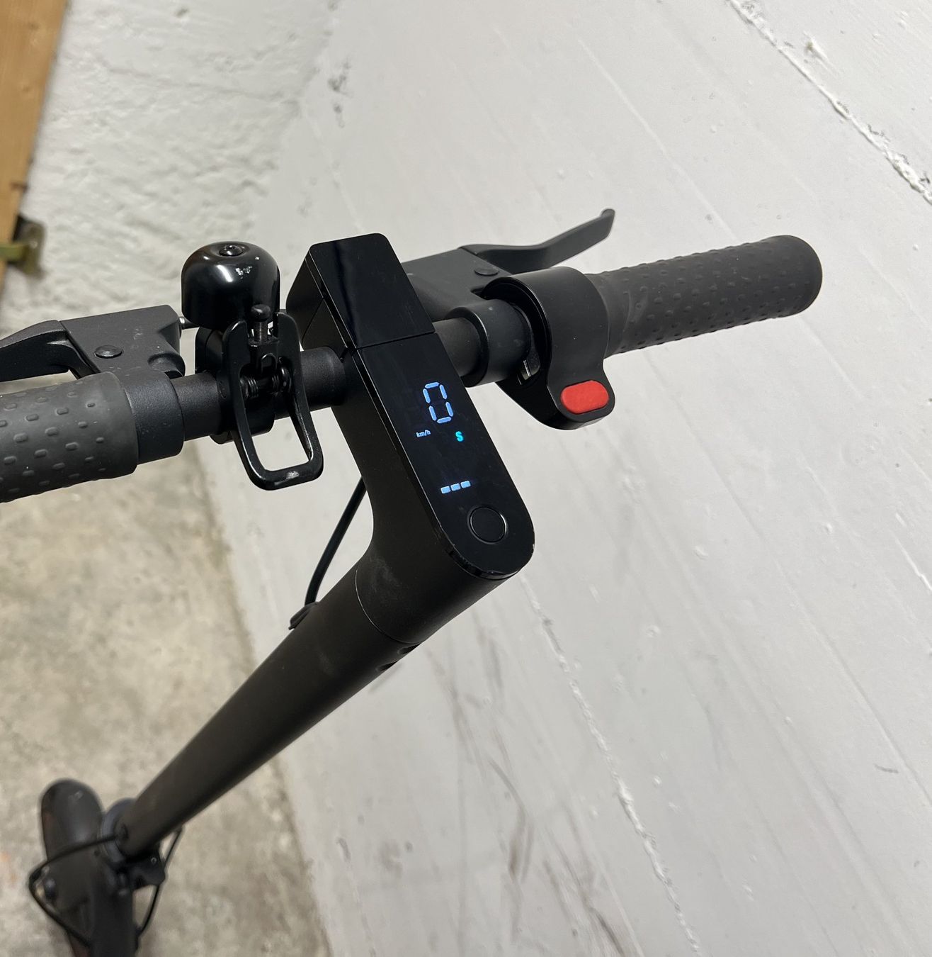 Xiaomi Kickboard: MI Electric scooter pro 2 – Usato da St.Gallen venduto da yutha5