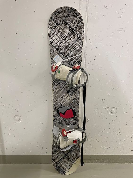 Snowboard Kaufen auf Ricardo