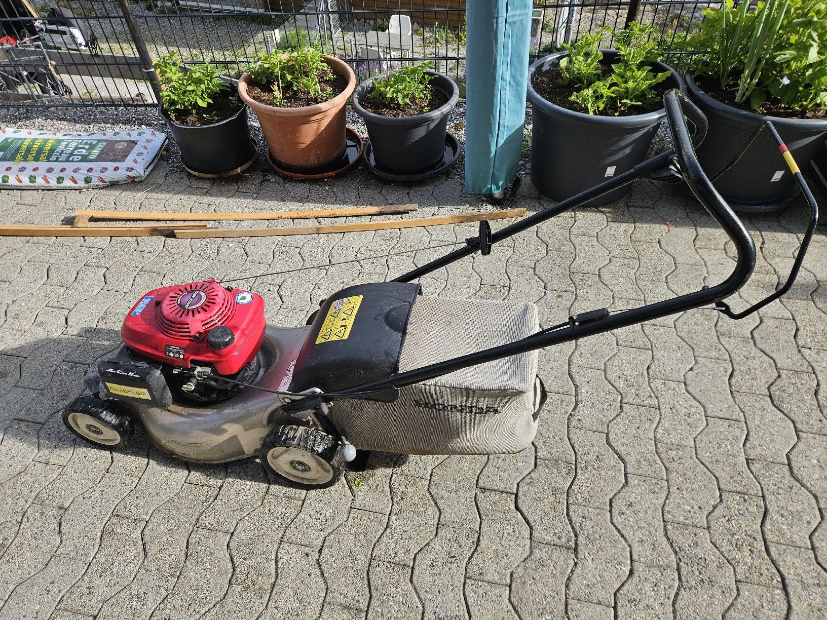 Honda Rasenmäher: Rasenmäher – Gebraucht aus Schmitten (Albula) von Punktus