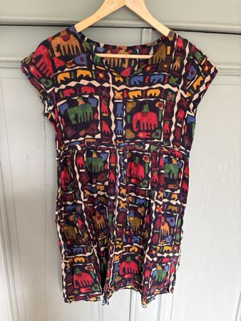 Kleid mit Elefantenmuster dunkelblau Grösse M guter Zustand