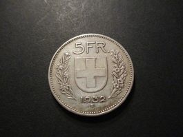 5.- Fr 1932  Superbe pièce  Superbe qualité
