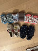Baby Slippers Shoes Socks Bundle Gr. 21/22, Used