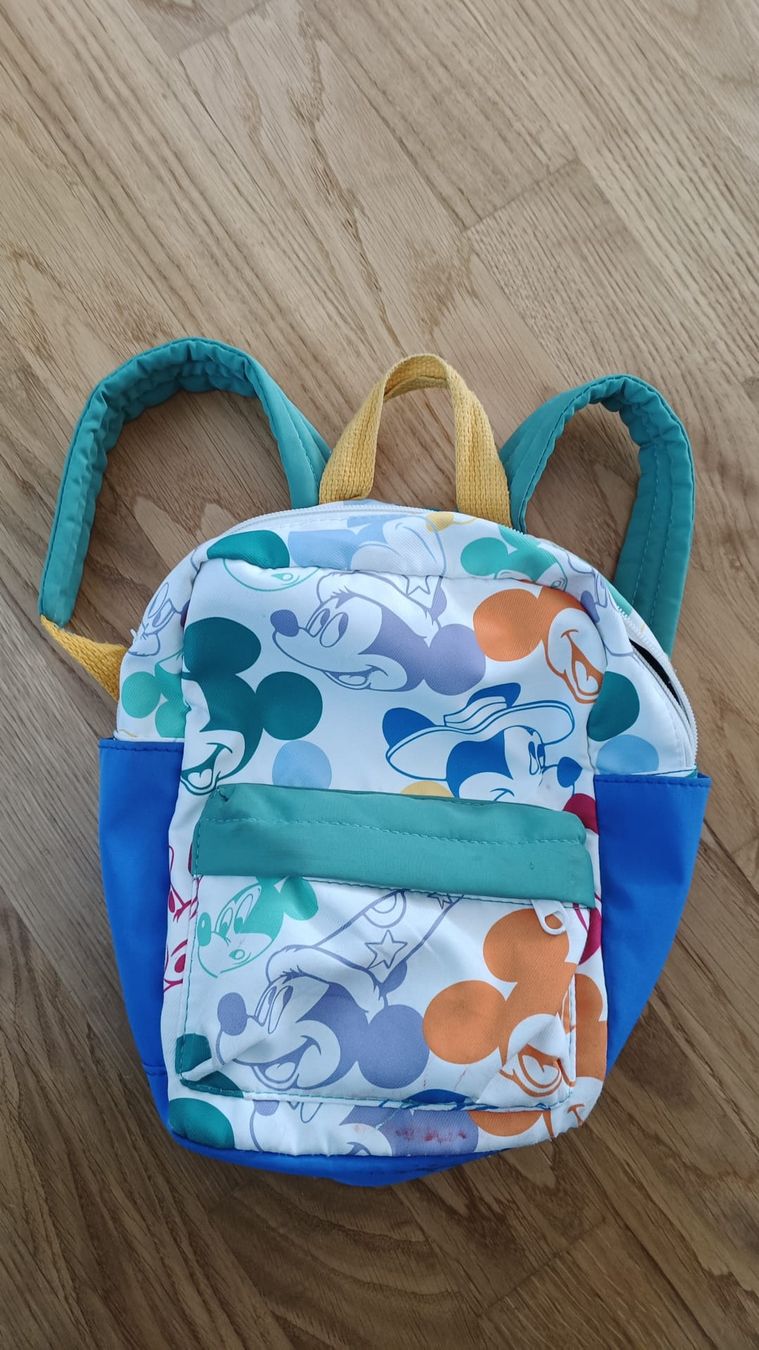 Zara Borse & Zaini: Kinder Rucksack Mickey Mouse – Usato da Muri AG venduto da Mupuputs