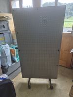 Fahrbare Lochwand Bigla