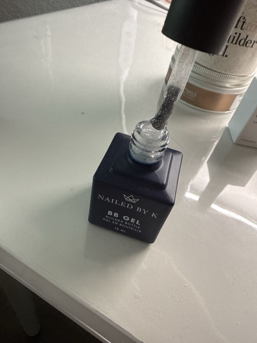 Smalto per unghie: BB gel UV – Nuovo e nell'imballaggio originale da Ursy venduto da noemie.adt 2