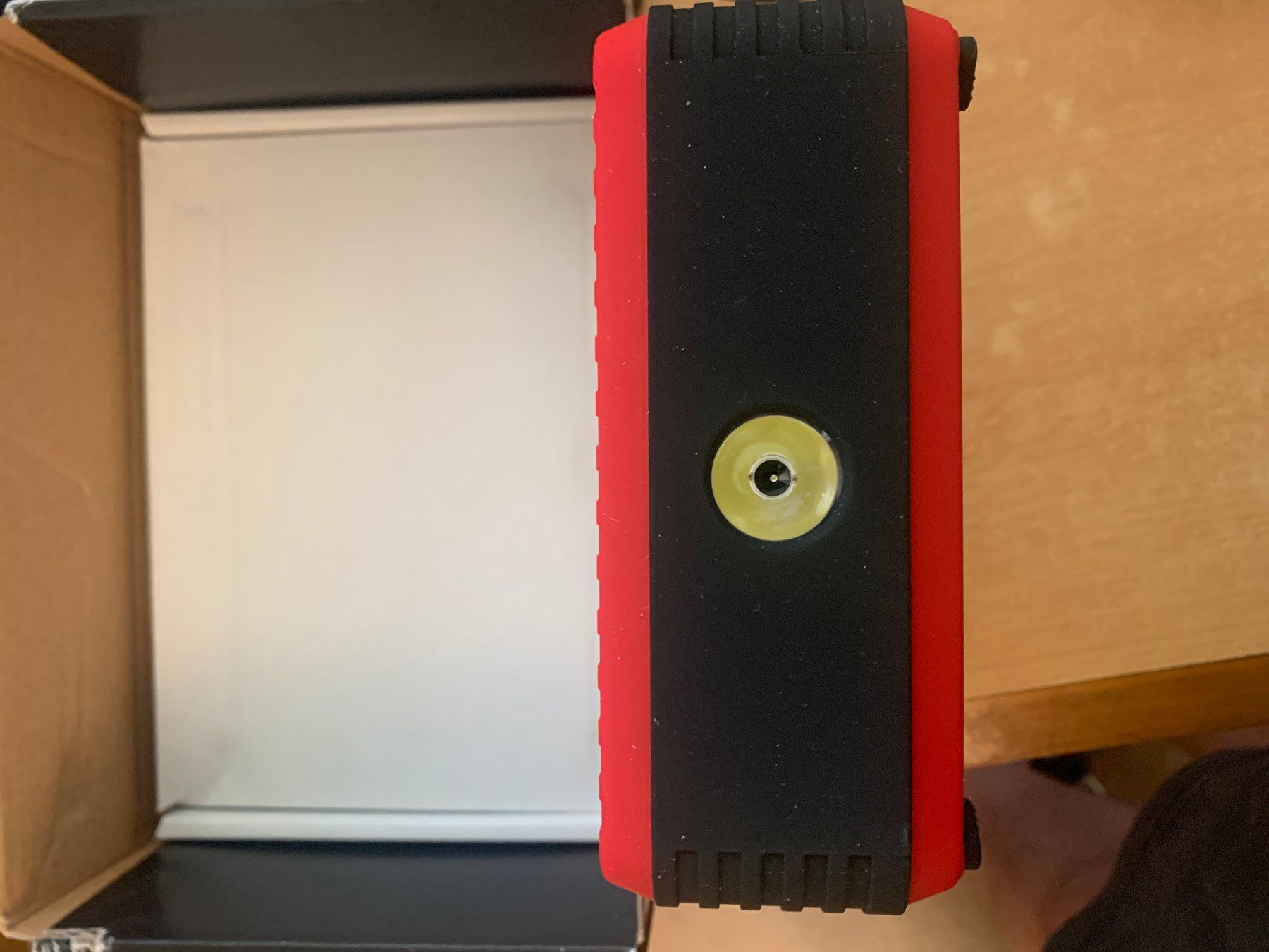 Caricabatterie: Powerbank mit Kompressor, Starthilfe (Ultimate Speed) – Nuovo e nell'imballaggio originale da Zürich venduto da Mobberhund 8