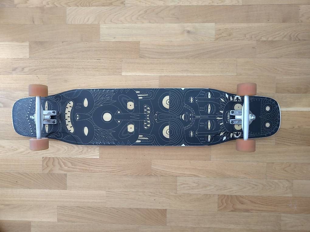 Decathlon Skateboards: Longboard Dance 500 Totem Mat – D'occasion à Morges par L_6688