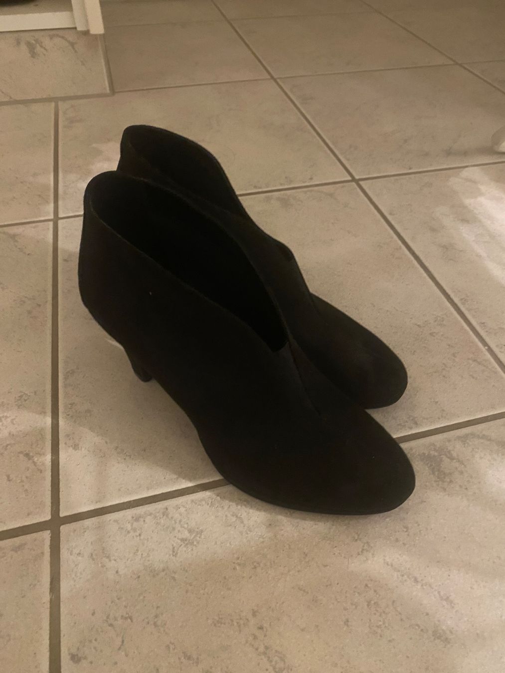 Damenschuhe: Stiefelette – Gebraucht aus Kloten von swarovski16 2