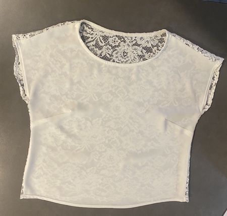 T-shirt unique devant viscose dos dentelle