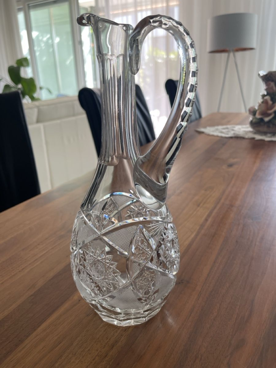 Caraffe: Glaskrug geschliffen mit Henkel  – Usato da Adliswil venduto da JadrankaR