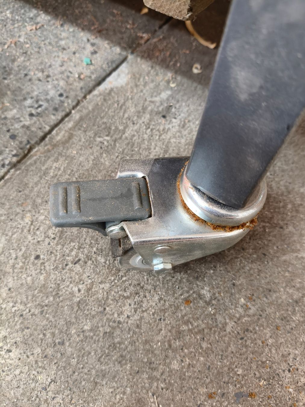 Établis: Werktisch auf Räder – D'occasion à Ebikon par werkhuette 6