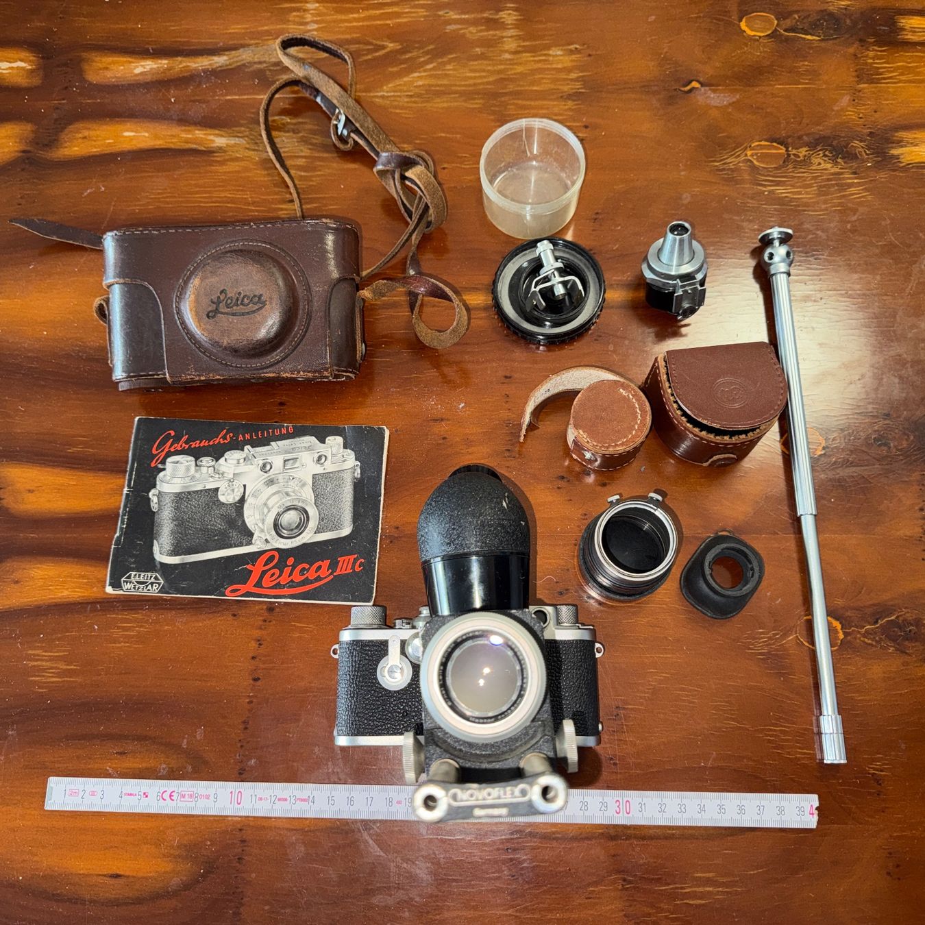 Leica Appareil photo: Biete eine Leica IIIc und Zubehör – D'occasion à Uster par NJG2 2