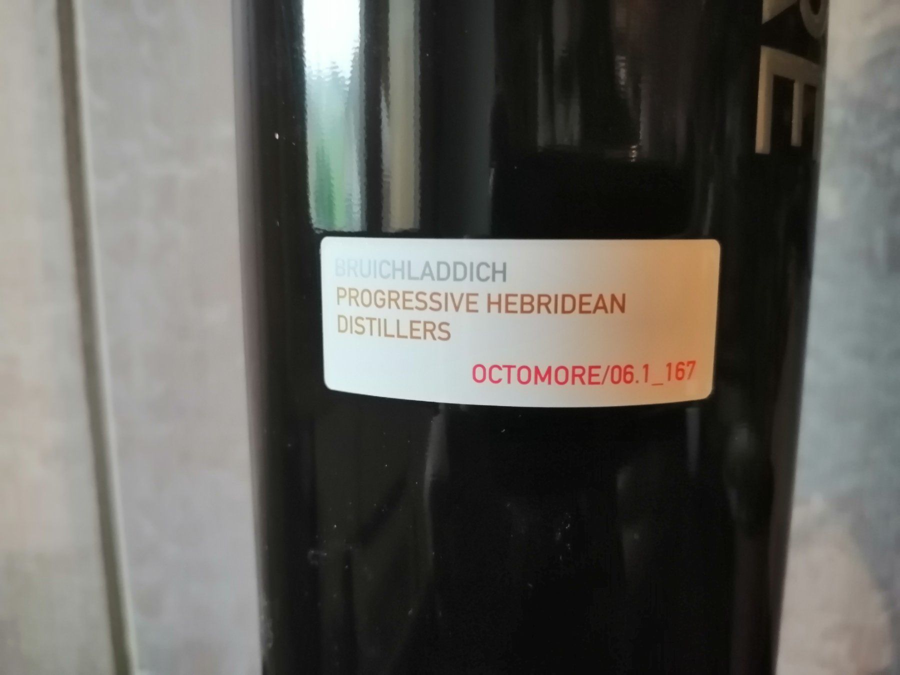 Octomore Bevande alcoliche: Bruichladdich Octomore 6.1 – Nuovo e nell'imballaggio originale da Bern venduto da tomri7 2