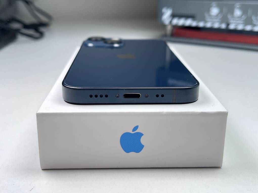 Apple Telefoni cellulari / Smartphones: iPhone 13 Mini | 128 GB | Midnight | Premium-Zustand – Usato da Widnau venduto da collynrefurb 3