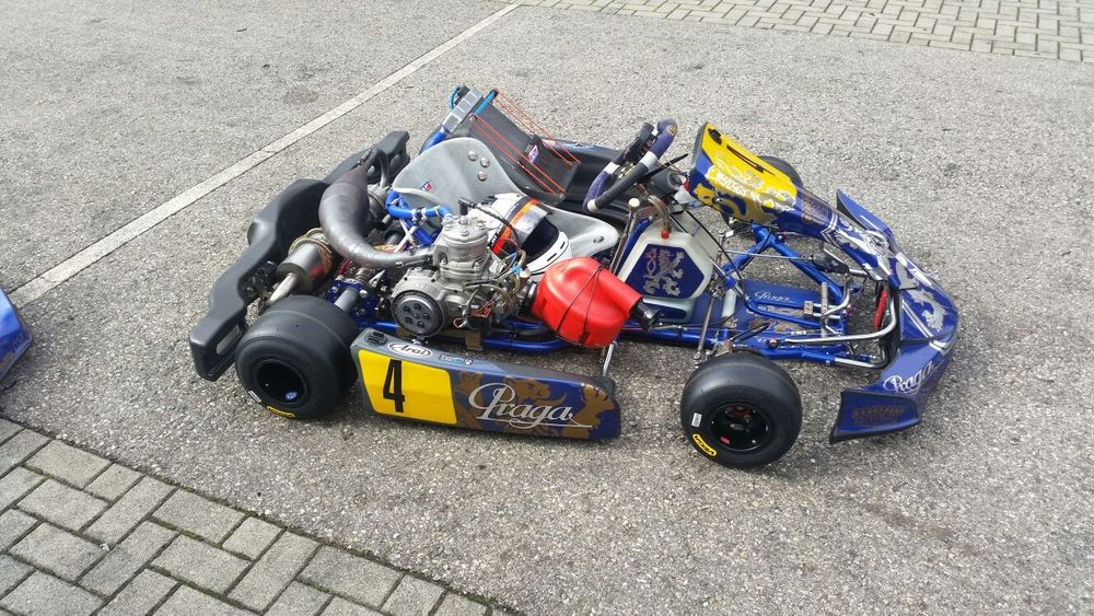 Karts: Praga schaltkart mit iame kz schaltmotor – Gebraucht aus Bütschwil von gtpower91