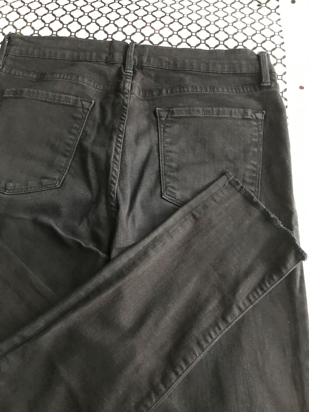 Jeans: Schwarze Jeans von Frame, Gr. 31 – Usato da Niederteufen venduto da mix18 2