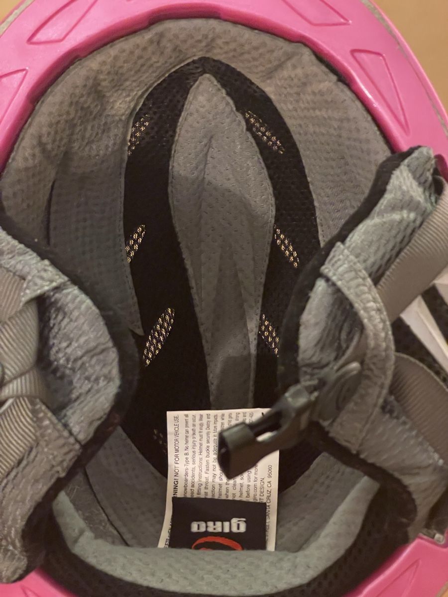 Giro Caschi: Skihelm Giro G10 pink – Usato da Corcelles NE venduto da gingerbrain 7