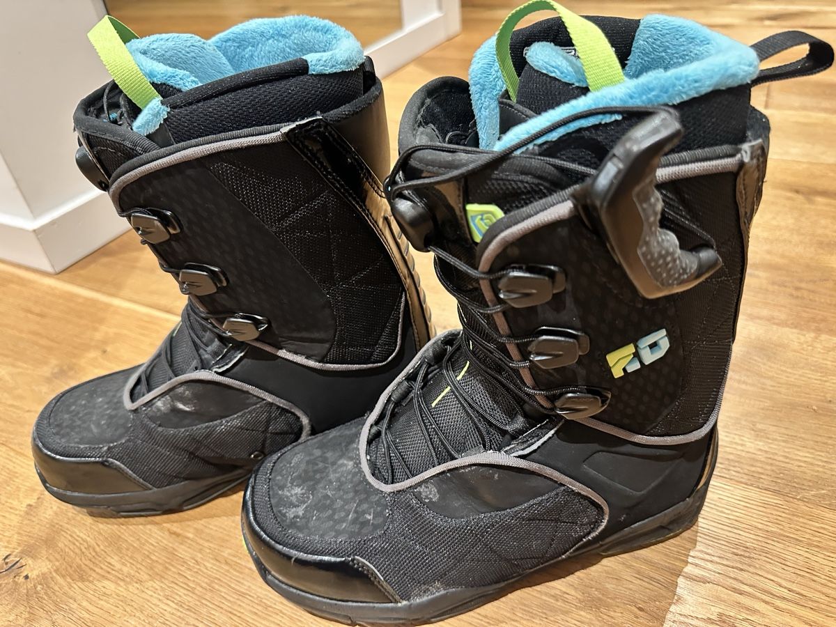 Salomon Scarpe da uomo: Snowboard Boots Salomon – Usato da Grono venduto da Maxtim 1