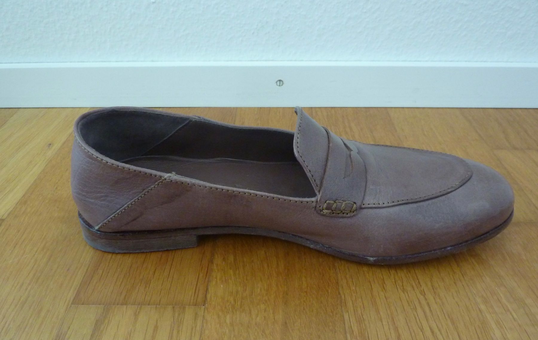 Scarpe da donna: hundred 100 Loafer Slipper Damenschuhe – Usato da Allschwil venduto da millefiori3 5