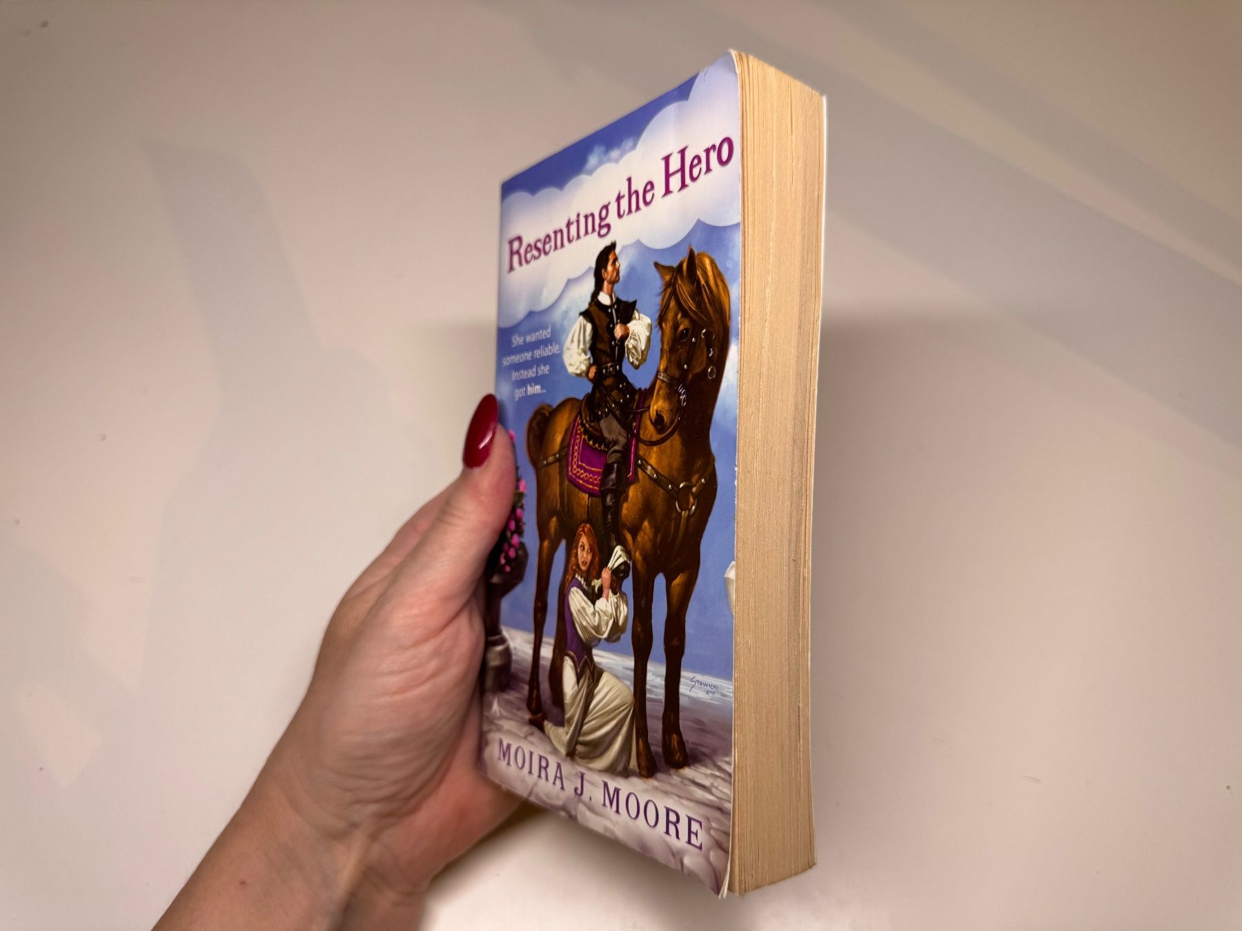 Libri: NOVEL: Moiry J. Moore, Resenting the Hero – Usato da Grosswangen venduto da English_books 1