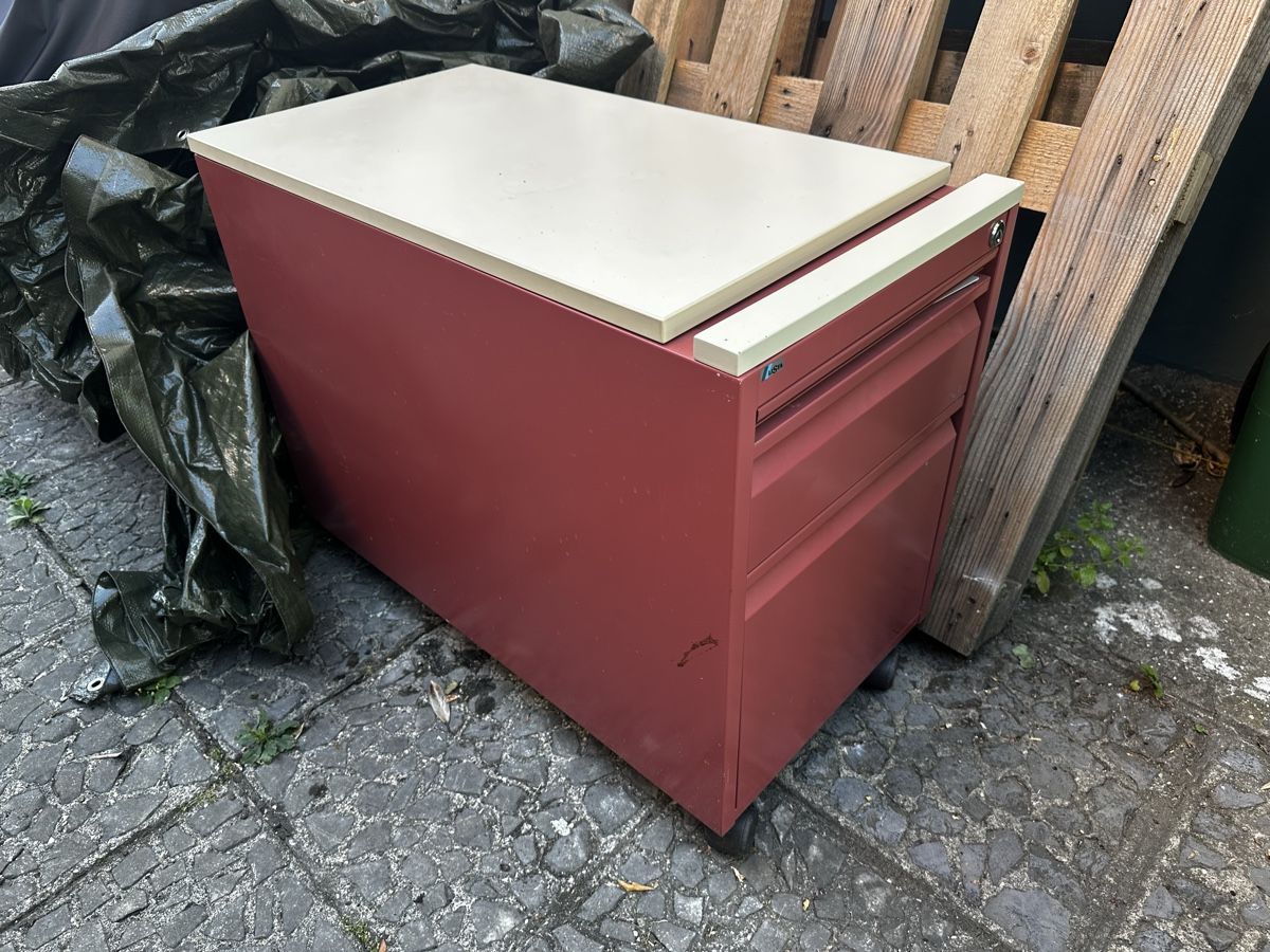 Lista Eléments de bureau: Rollcontainer Lista rot mit Schubladen und Hängemappen – D'occasion à Biel/Bienne par TellWilhelm 3