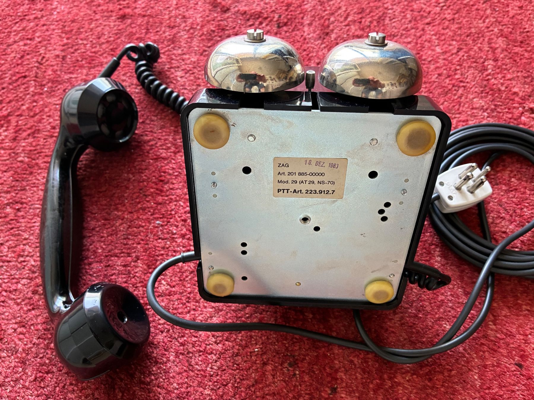 Telefoni: Tischtelefon PTT, Modell 29 – Usato da Burgdorf venduto da Accipiter_nisus 2