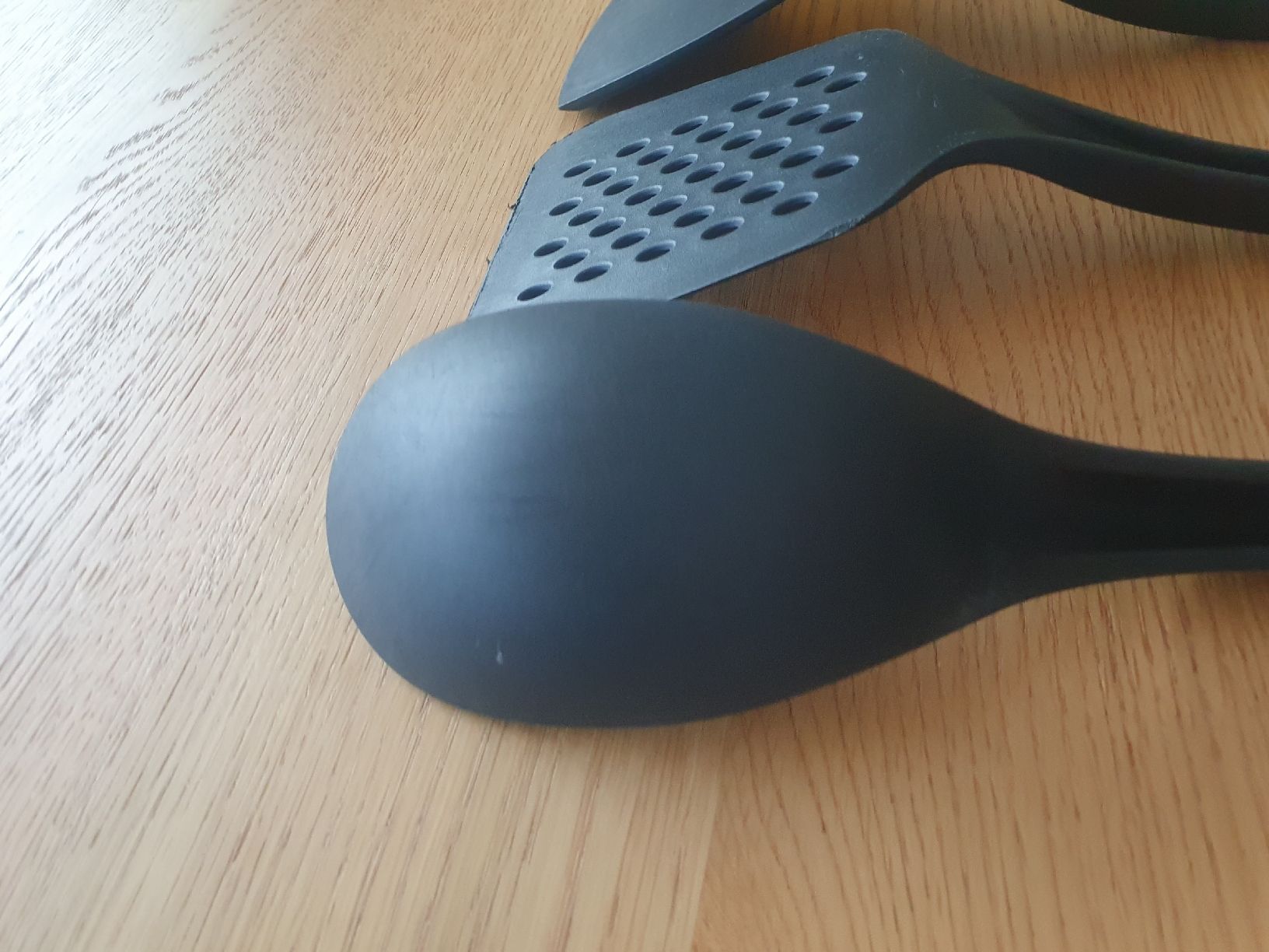 Cucine complete: Küchenhelfer Set 3-teilig schwarz – Usato da Moosseedorf venduto da Sonnenschein.. 4