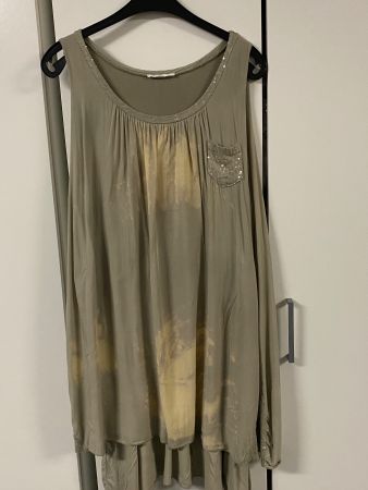 Sommerkleid aus Viskose in der Gr. XL -  Made in Italy