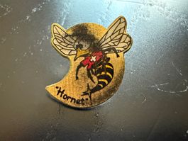 Vintage Hornet Biene Anstecknadel Pin Schweizerkreuz Goldig