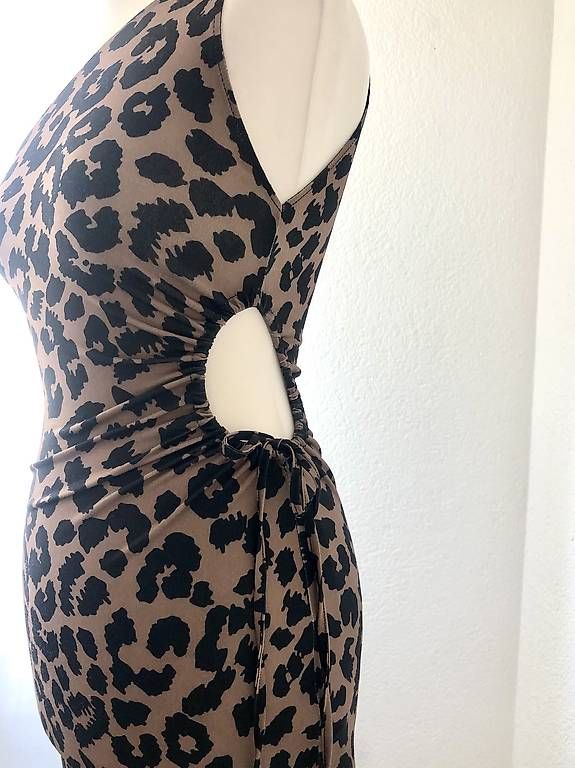 Vestiti: Asymmetrisches Leoparden-Kleid – Usato da Zürich venduto da lino07 1