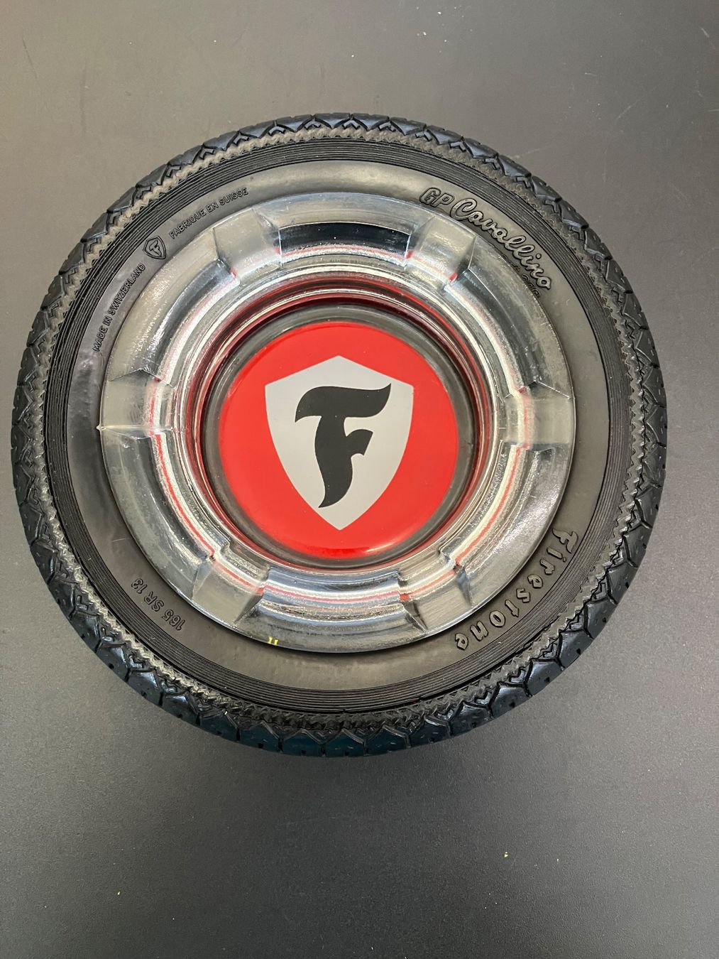 Firestone Portacenere: Firestone Reifen Aschenbecher 14.5cm – Usato da Aarburg venduto da Wendepunkt_Fundgrube
