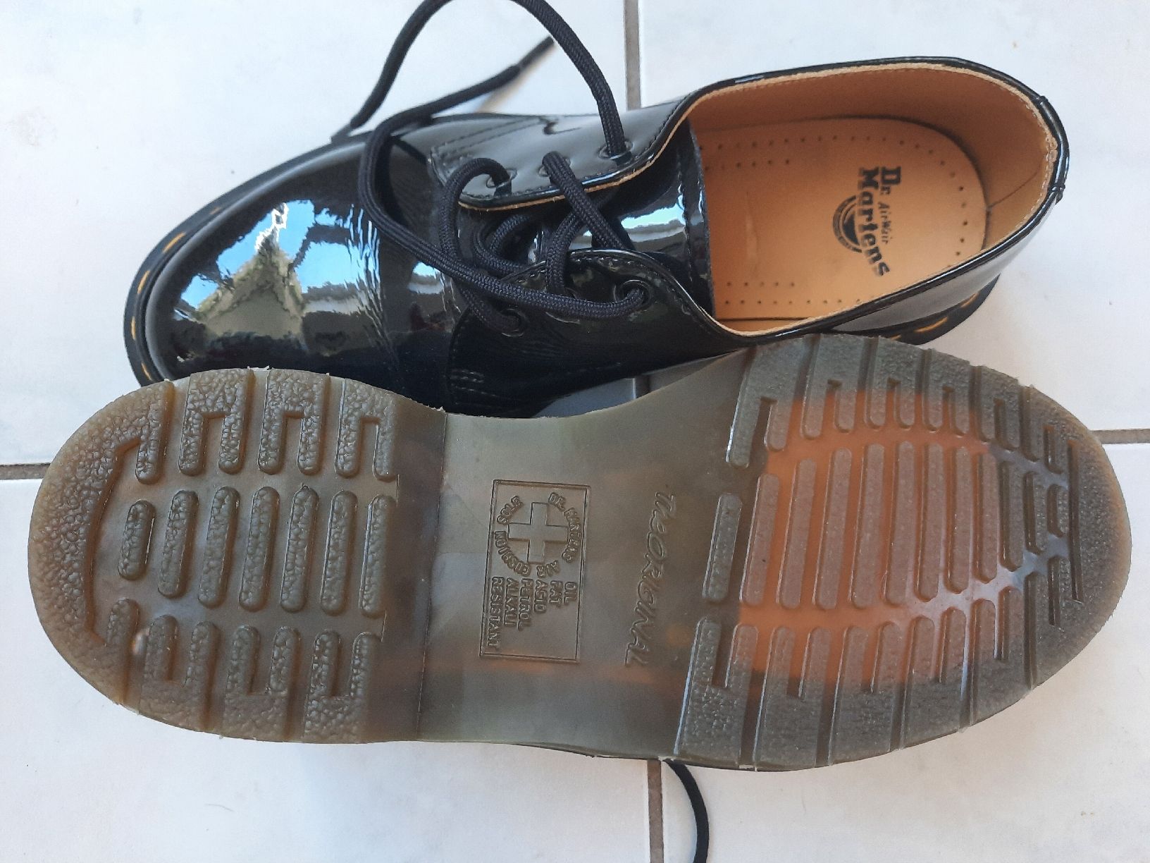 Dr. Martens Scarpe da donna: Dr. MARTENS. AIR WAIR. pointure : 38 – Usato da Le Locle venduto da marylise01 2