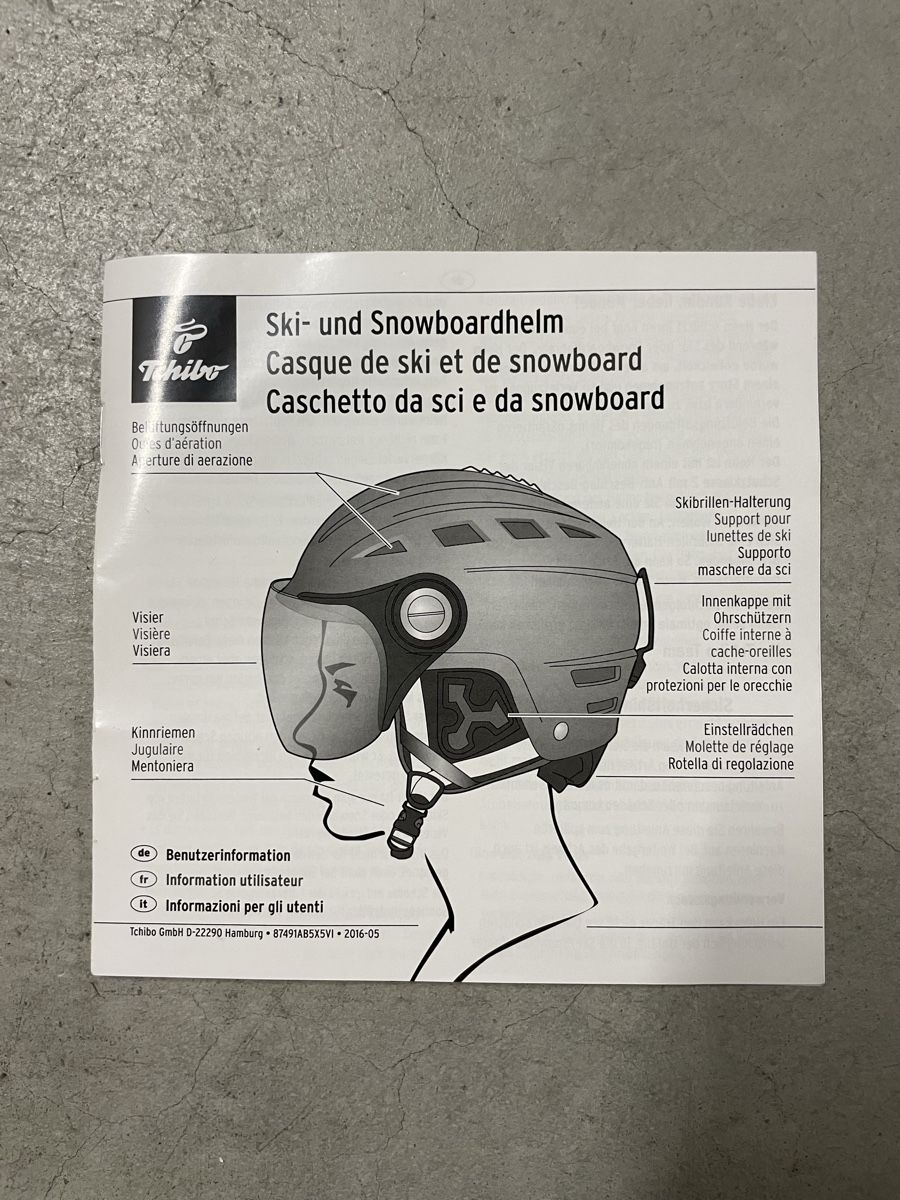 Caschi: Black Ski Helmet with Visor Size S – Usato da Cham venduto da vsgesser 4
