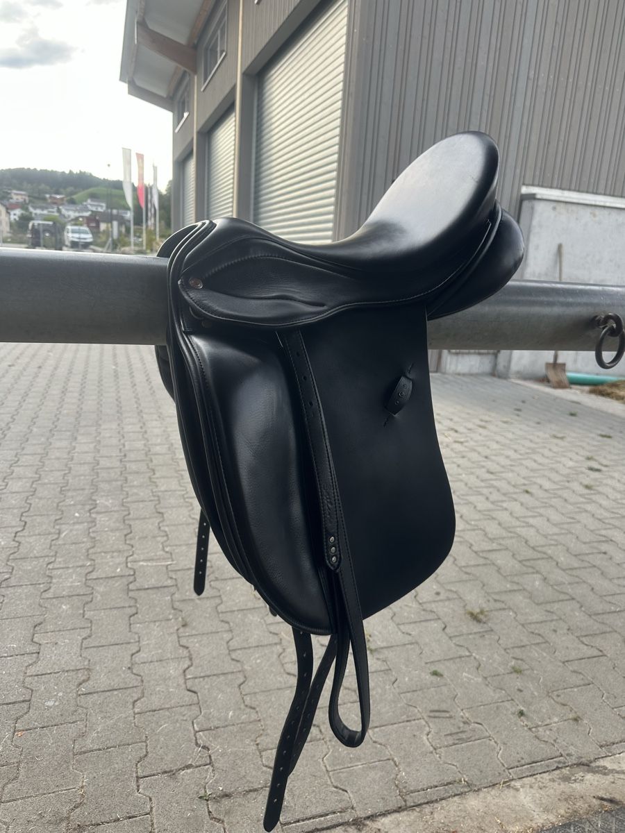 Selle & Accessori: Dressursattel – Usato da Bütschwil venduto da ame_luisa13 1
