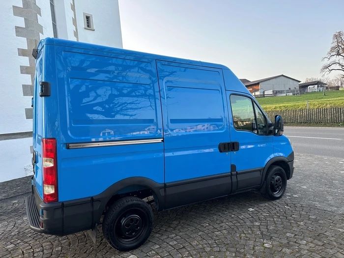 Véhicules utilitaires: IVECO Daily – D'occasion à VALLORBE par Seylagabe 6
