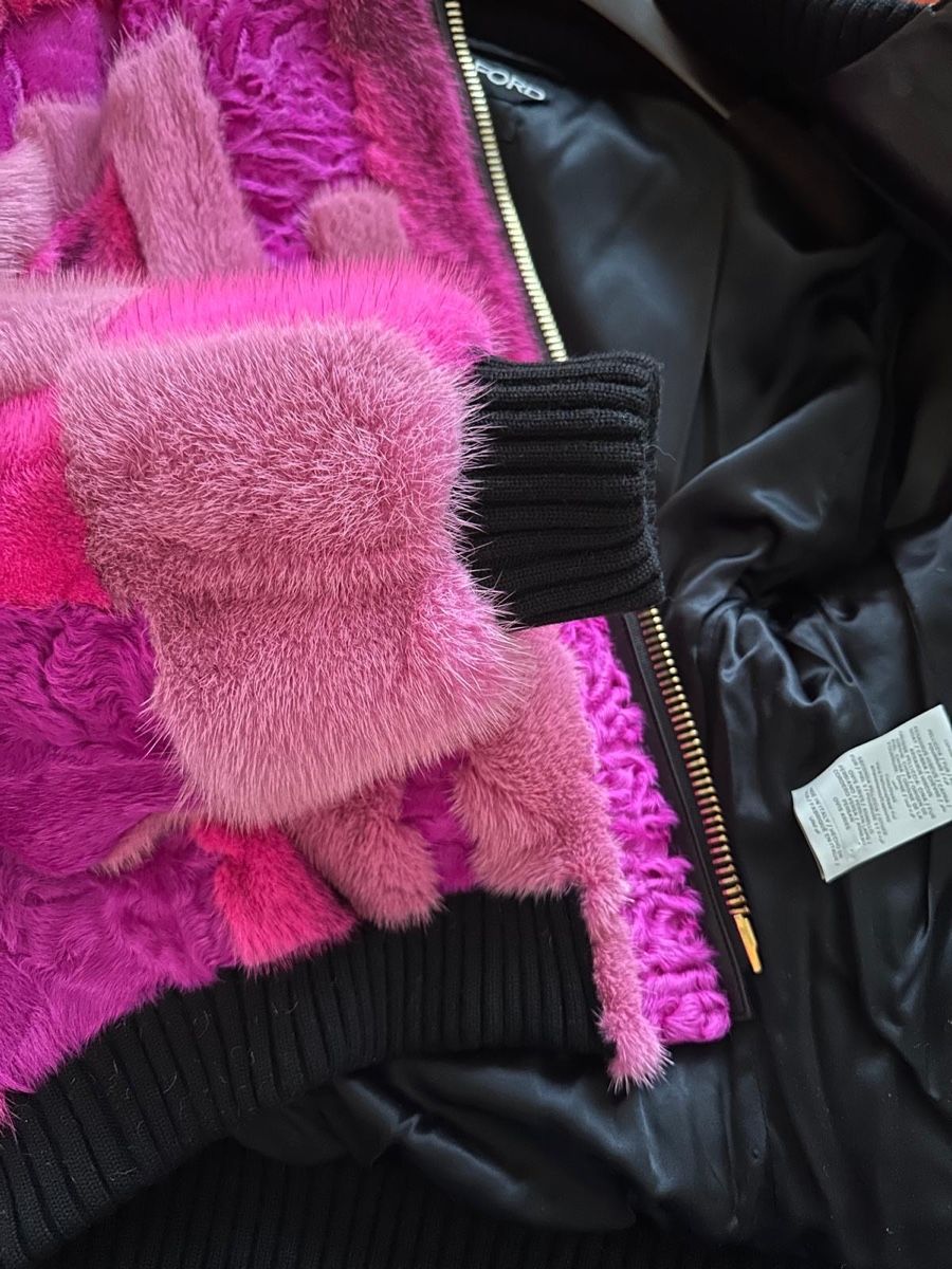 Tom Ford Giacche: Tom Ford Pelz Jacke – Nuovo e nell'imballaggio originale da Binningen venduto da Yuliya15 1