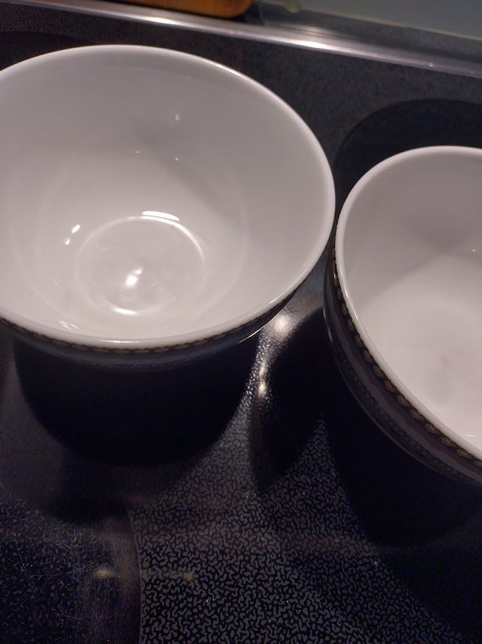 Ciotole: Schüsseli / Kacheli – Usato da Sissach venduto da Remanka 1