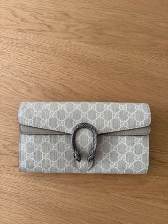 Gucci Dionysus shoulder bag in Beige