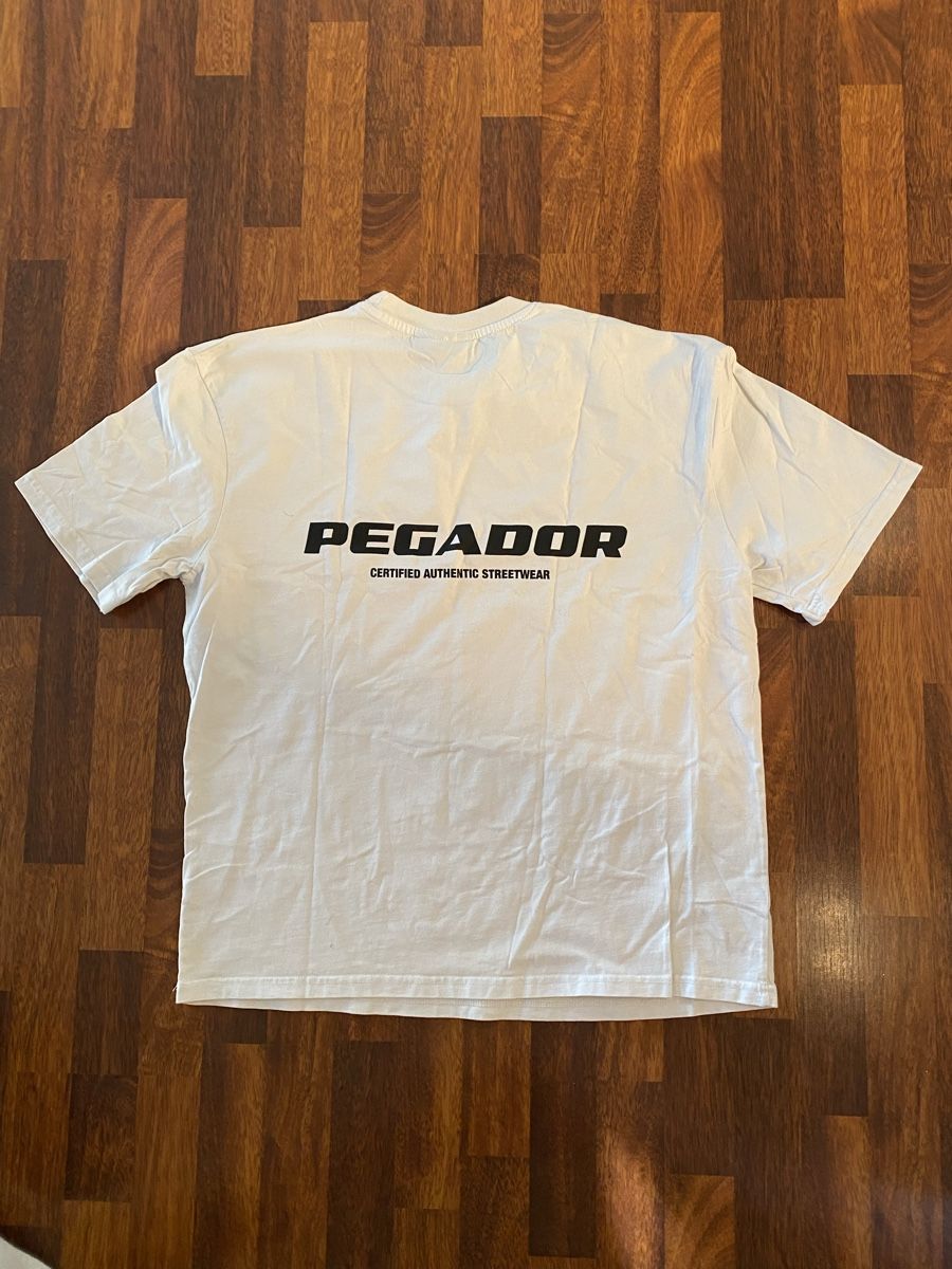 Pegador T-Shirts: Pegador Shirt – Gebraucht aus Holderbank AG von leooo.sie