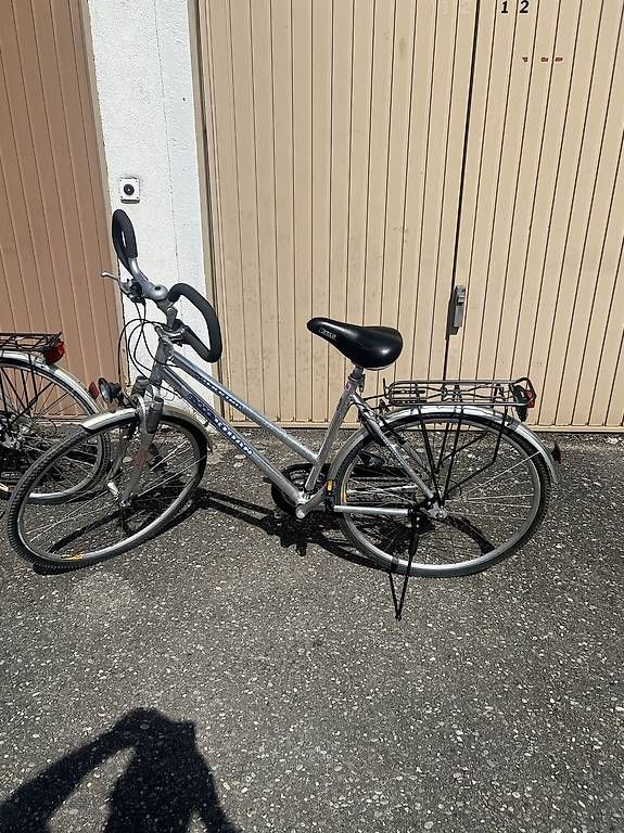 Biciclette: Herren und Damenvelo – Usato da Glattfelden venduto da henson 1