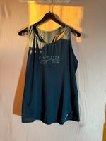 schwarzes Top