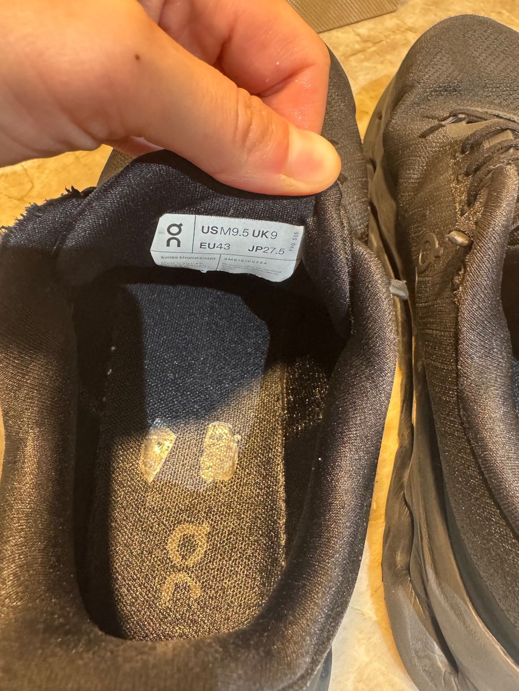 Hogan Herrenschuhe: Basket On Running Cloudtecphase T43 – Gebraucht aus Conches von chn_hgl6 2
