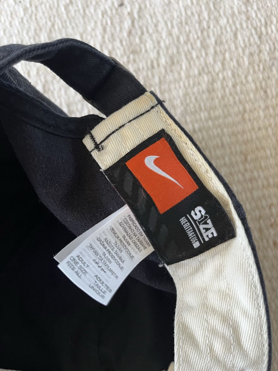 Nike Hüte, Mützen & Caps: Vintage Nike Cap – Gebraucht aus Zürich von BuyHappinessNow 3