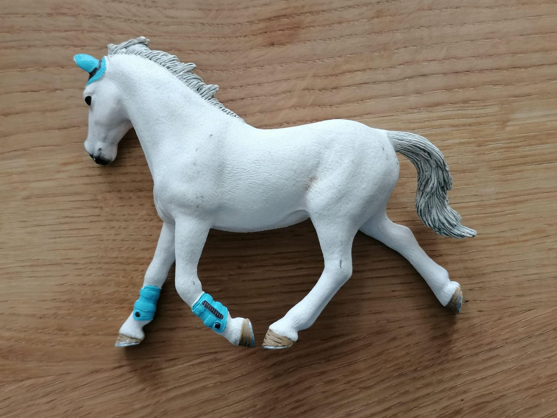 Schleich Statuette: Schleich Turnier Pferd 2013, Tierfigur – Usato da Basel venduto da vintagecollector 1