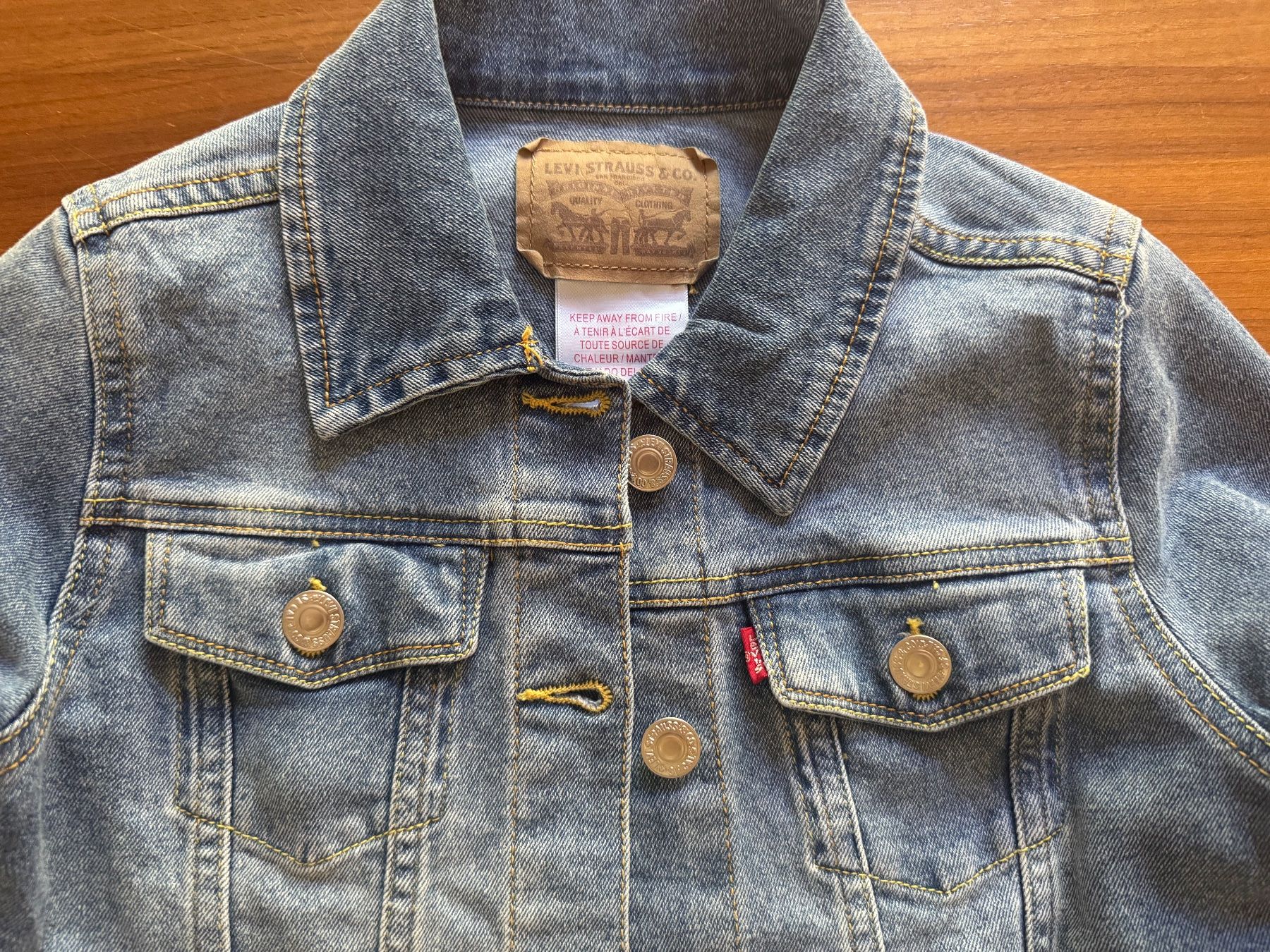 Giacche & Cappotti: Levi's Jeans Jacke, Grösse 128 – Usato da Wabern venduto da coody33