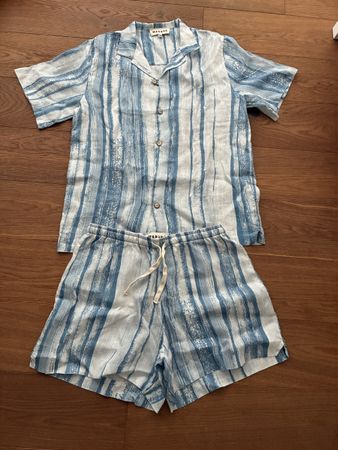 Marané Set Hemd und Shorts blau gestreift Grösse S